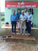 Lộc Thiện bàn giao 2 căn nhà Đại đoàn kết