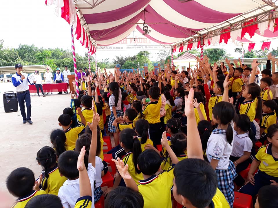 31328749 1224950157638805 404319489576927232 n